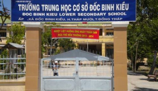 Ăn món gỏi xoài thực hành tại lớp, 17 học sinh nhập viện cấp cứu